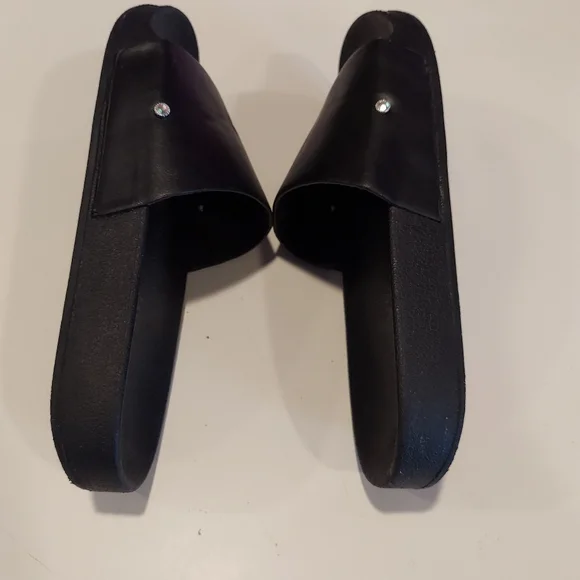 FINAL PRICE🔥Madden Girl sandals🩴black (7) - Picture 4 of 13